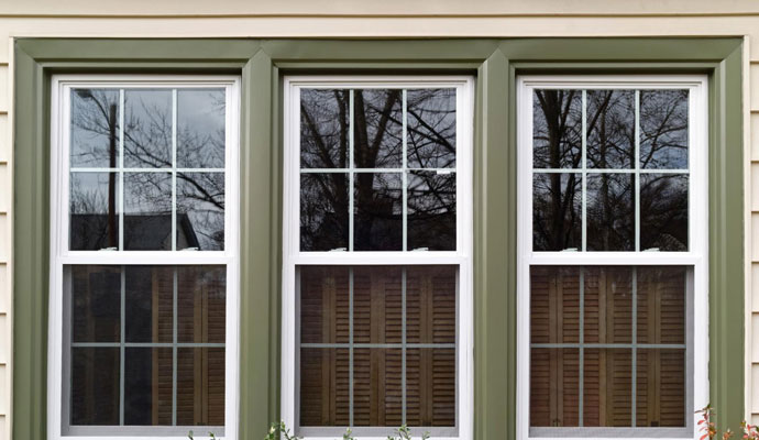 Vinyl vs. Wood Replacement Windows